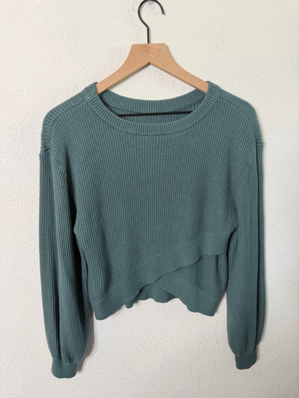 Lululemon Reversible Crossover Sweater Medium Forest Womens Size 6 - Picture 2 of 6